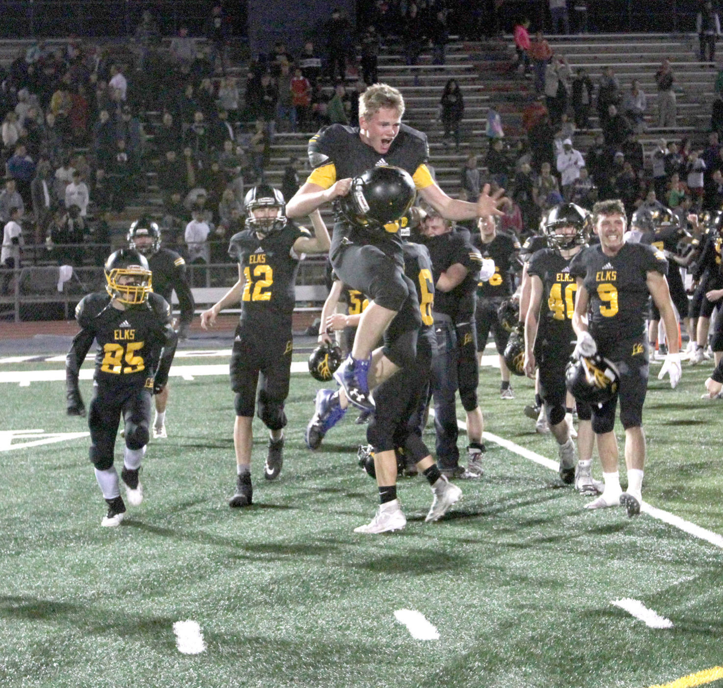 Elks reign as state champs; end 39-year drought